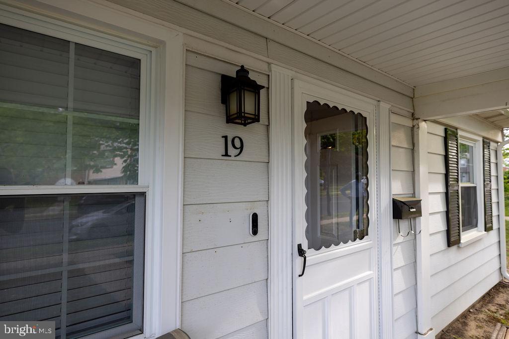 19 Rittenhouse Drive Willingboro, NJ 08046 - Photo 3 of 21 Gallery Image 3