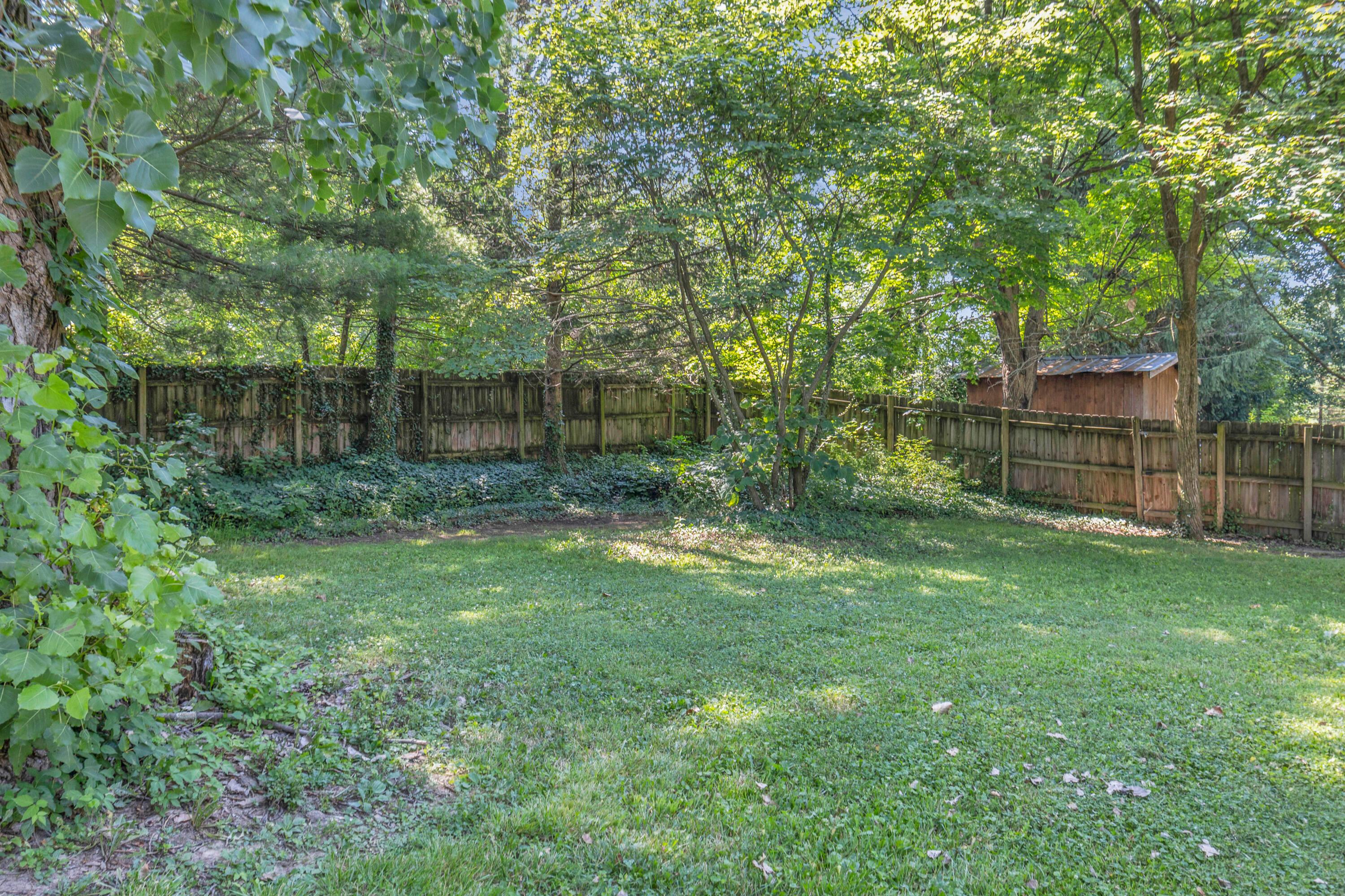 281 Middle Ground Road Southwest Pataskala, OH 43062 - Photo 46 of 52 Backyard