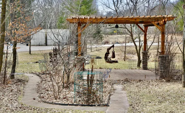 $958,000 | 15324 61st Avenue, Milaca, MN 56353