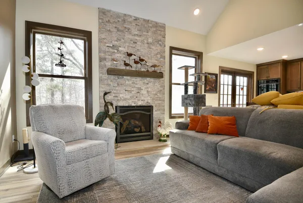 $958,000 | 15324 61st Avenue, Milaca, MN 56353