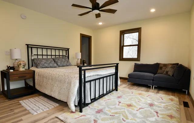 $958,900 | 15324 61st Avenue, Milaca, MN 56353