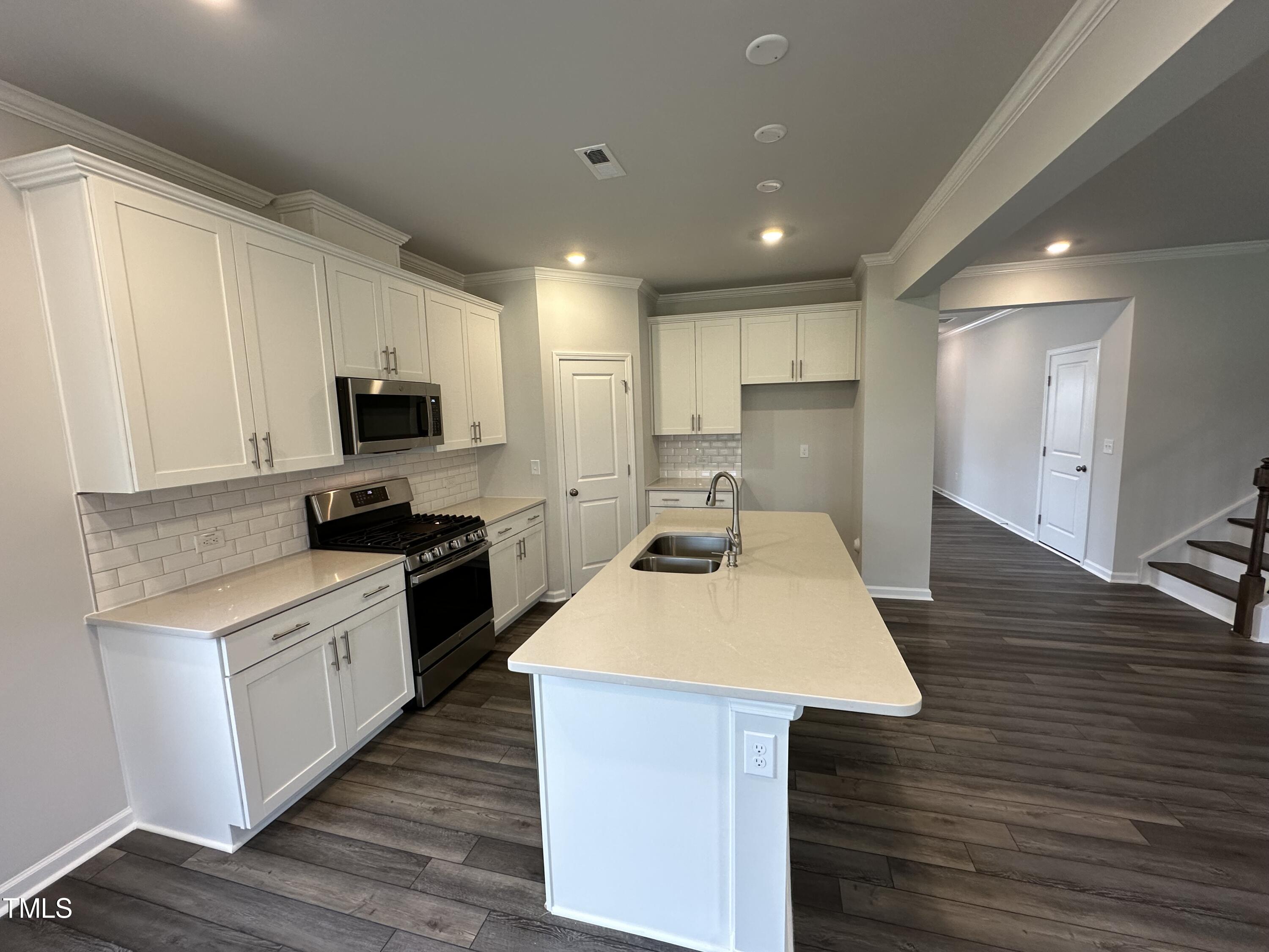 3728 Watson Rdg Lane, Unit TESSA Raleigh, NC 27616 - Photo 7 of 26 kitchen