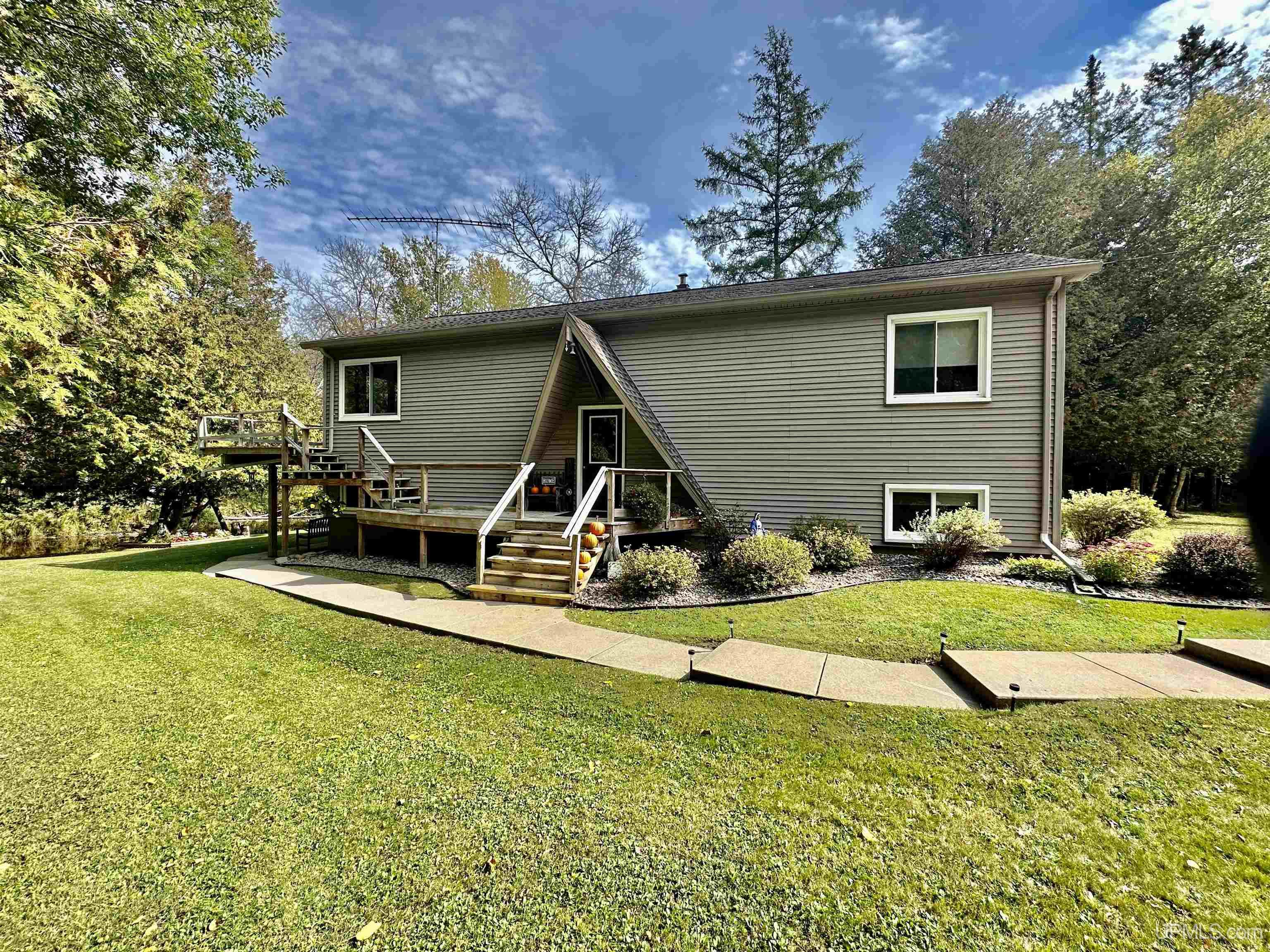 N16204 Kell Road Powers, MI 49874 - Photo 2 of 51 Gallery Image 2