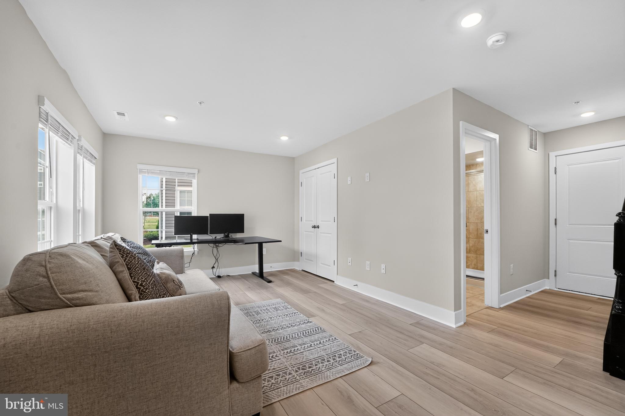 1808 Parham Way Baltimore, MD 21244 - Photo 4 of 31 Bright and airy versatile space.