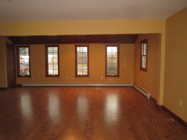 672 Northfield Road Lunenburg, MA 01462 - Photo 11 of 23 Gallery Image 11