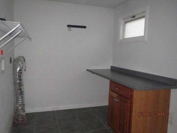 672 Northfield Road Lunenburg, MA 01462 - Photo 12 of 23 Gallery Image 12