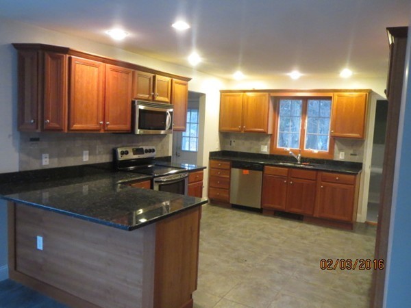 672 Northfield Road Lunenburg, MA 01462 - Photo 2 of 23 Gallery Image 2
