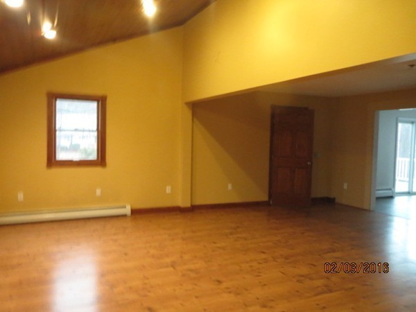672 Northfield Road Lunenburg, MA 01462 - Photo 4 of 23 Gallery Image 4