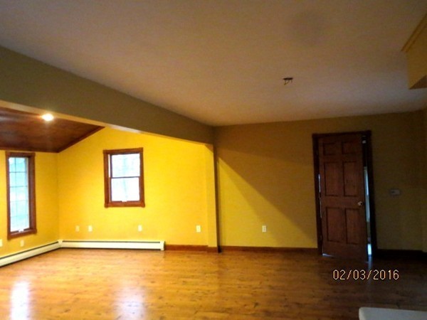 672 Northfield Road Lunenburg, MA 01462 - Photo 8 of 23 Gallery Image 8