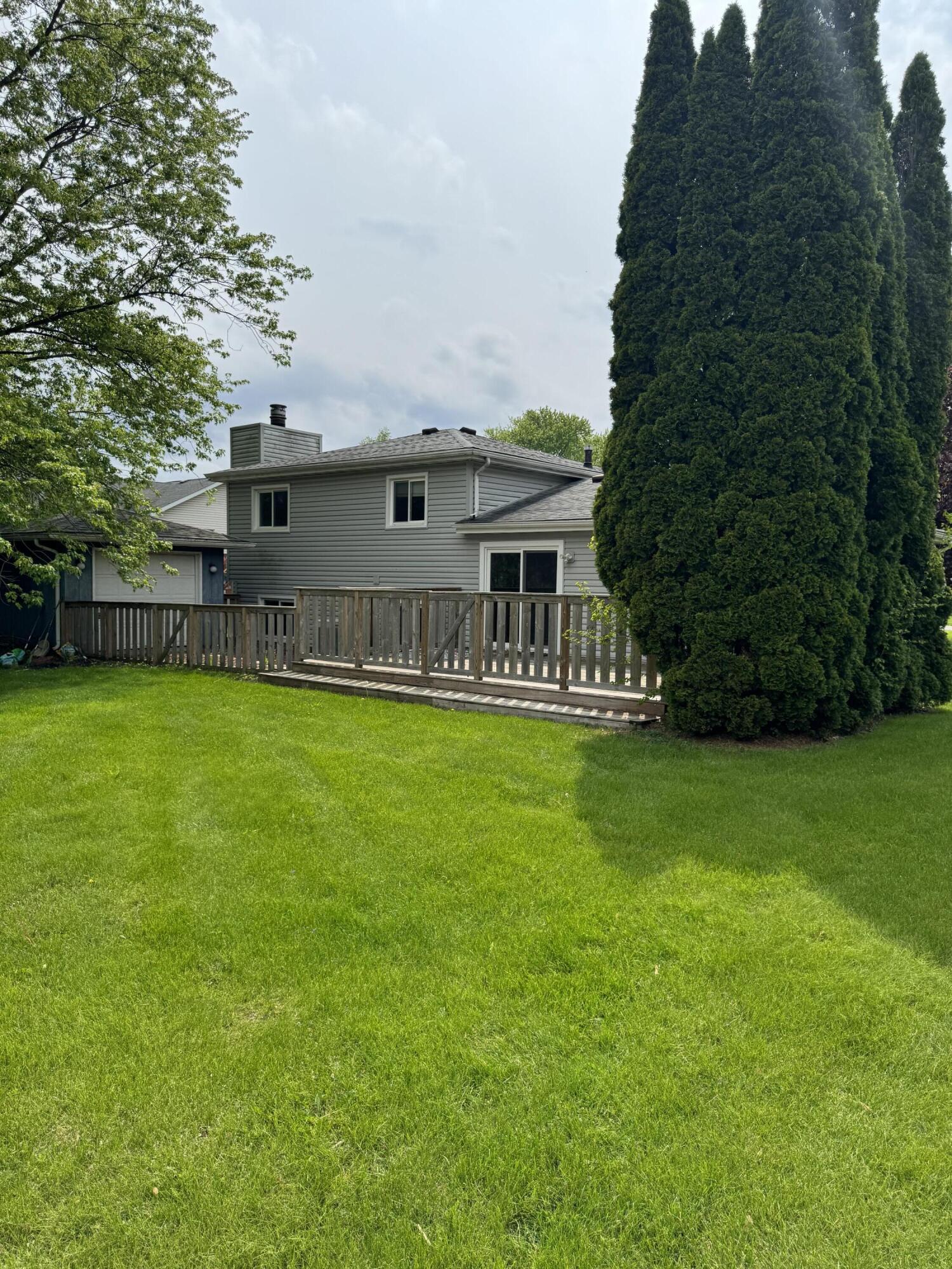 3229 Rustic Lane Crown Point, IN 46307 - Photo 16 of 18 1500x2000