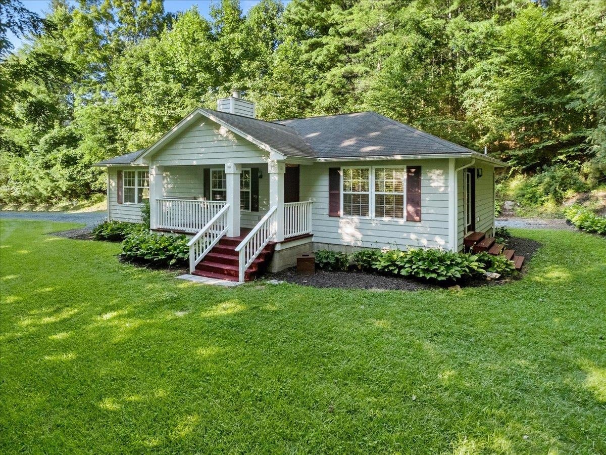 2271 Ridgeview Road Northwest Floyd, VA 24091 - Photo 3 of 67 Gallery Image 3