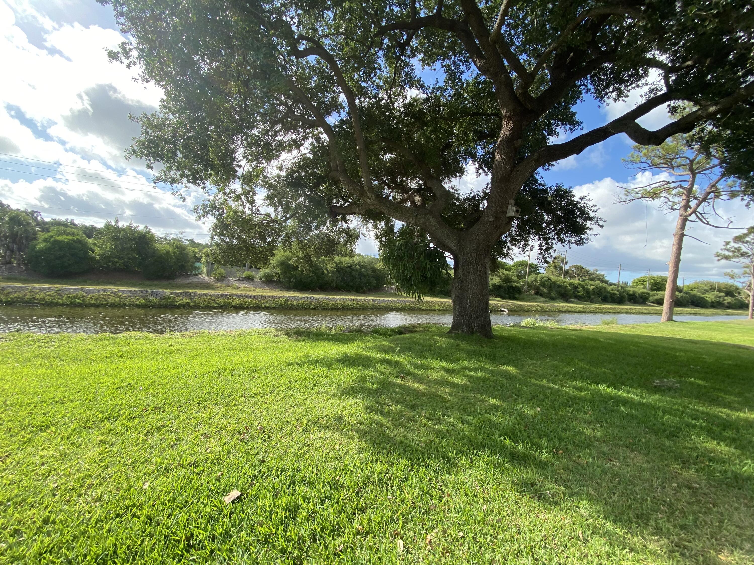 7146 Thompson Road Boynton Beach, FL 33426 - Photo 19 of 23 Waterfront lot