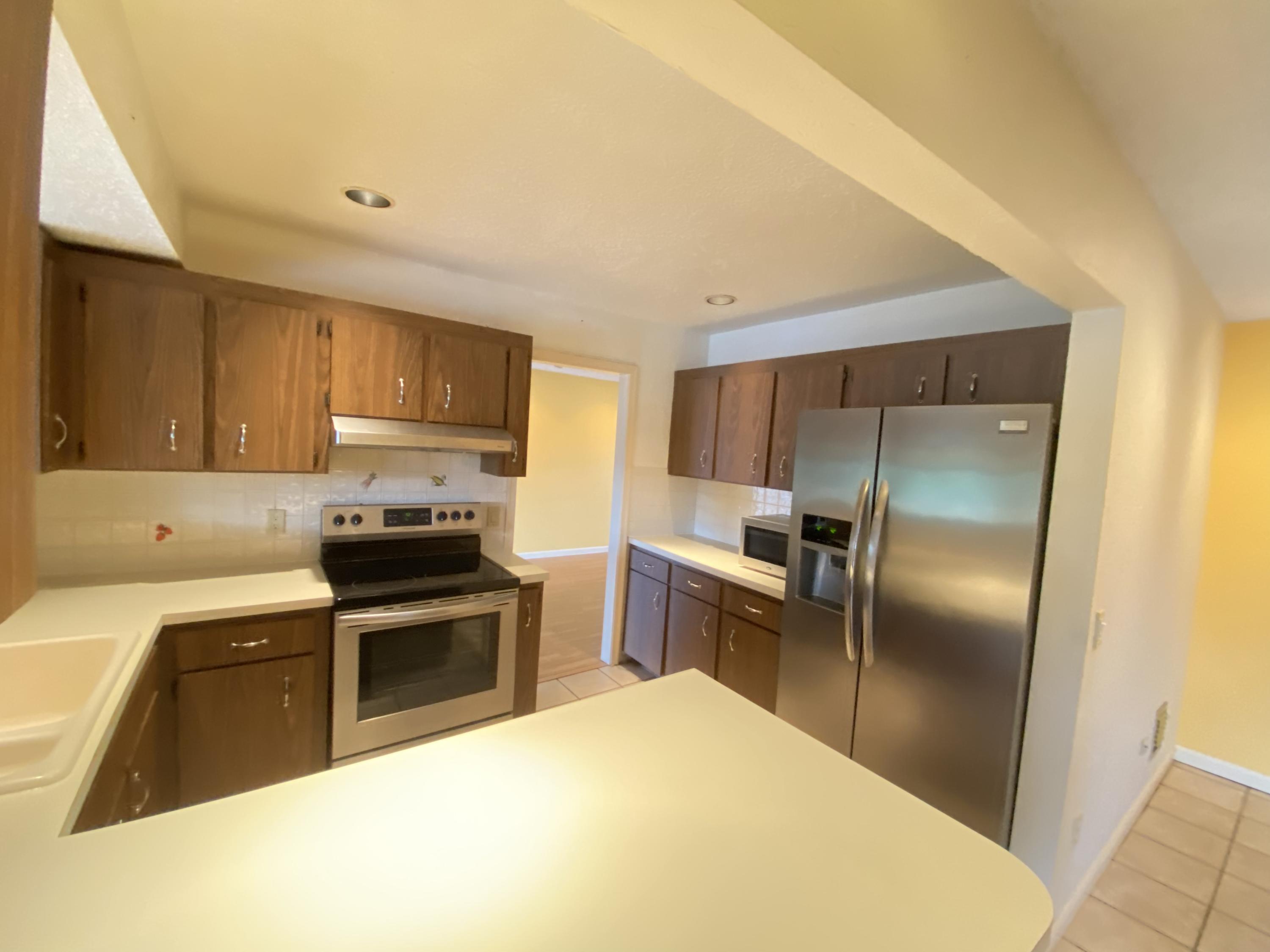 7146 Thompson Road Boynton Beach, FL 33426 - Photo 5 of 23 Kitchen
