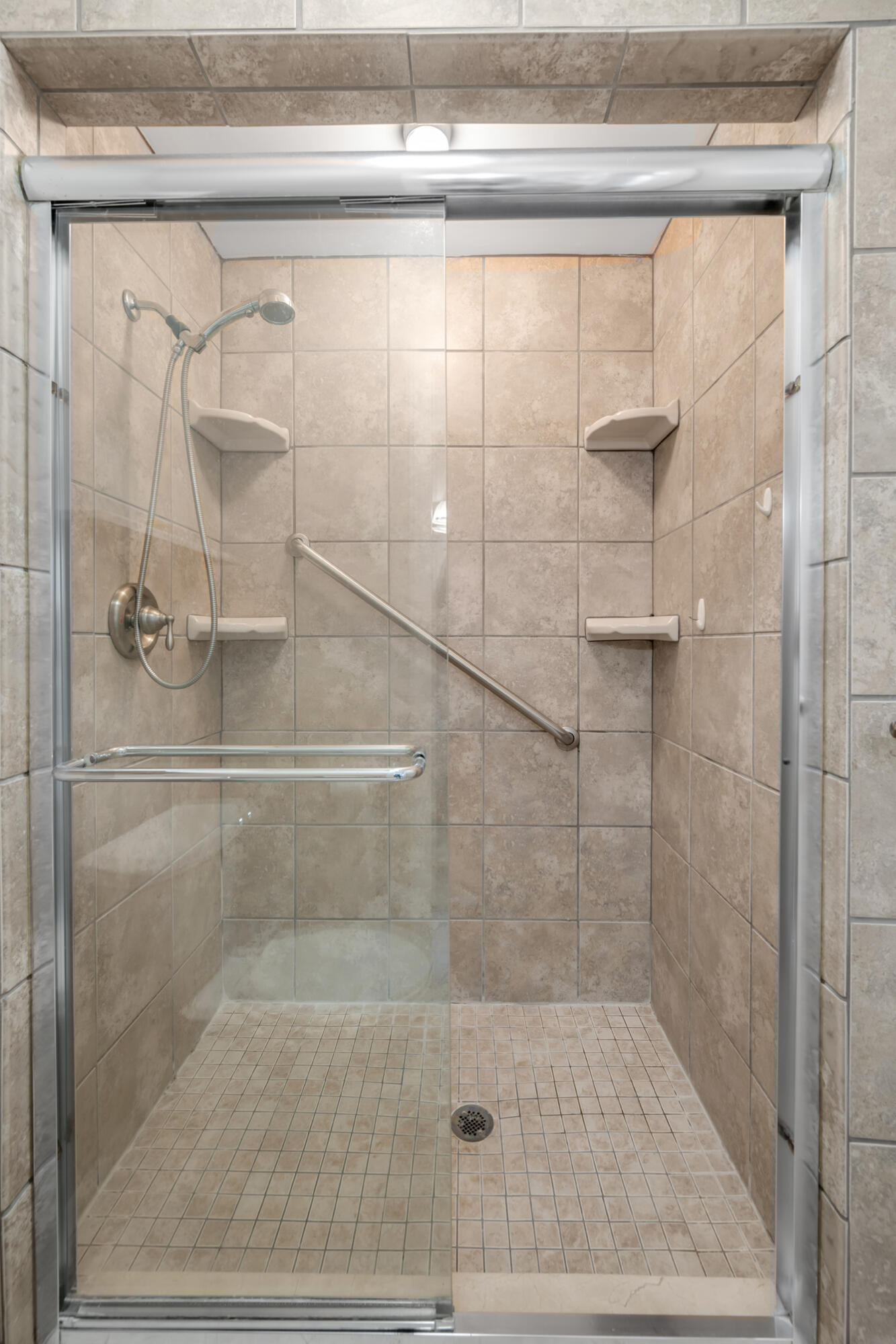 3429 Montavesta Road Lexington, KY 40502 - Photo 20 of 43 DSC_8469