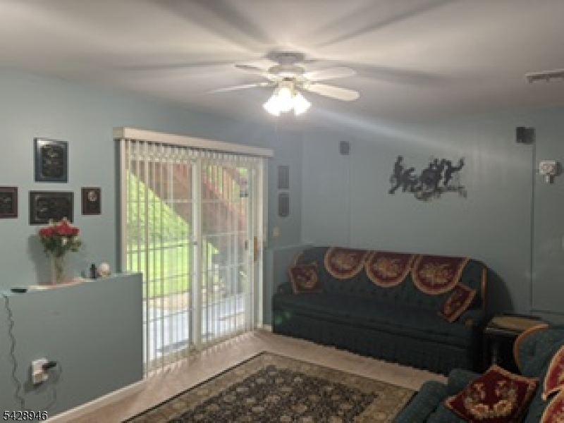 276 Edwards Road Parsippany, NJ 07054 - Photo 8 of 17