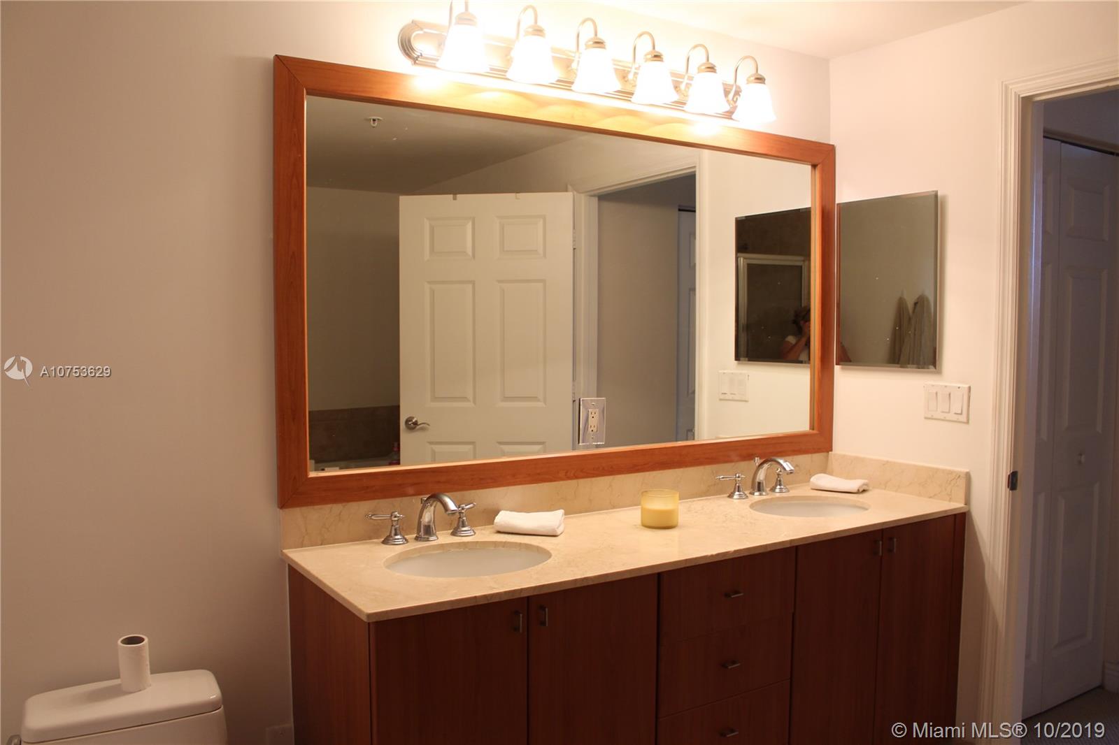 888 Douglas Road, Unit 301 Coral Gables, FL 33134 - Photo 11 of 15
