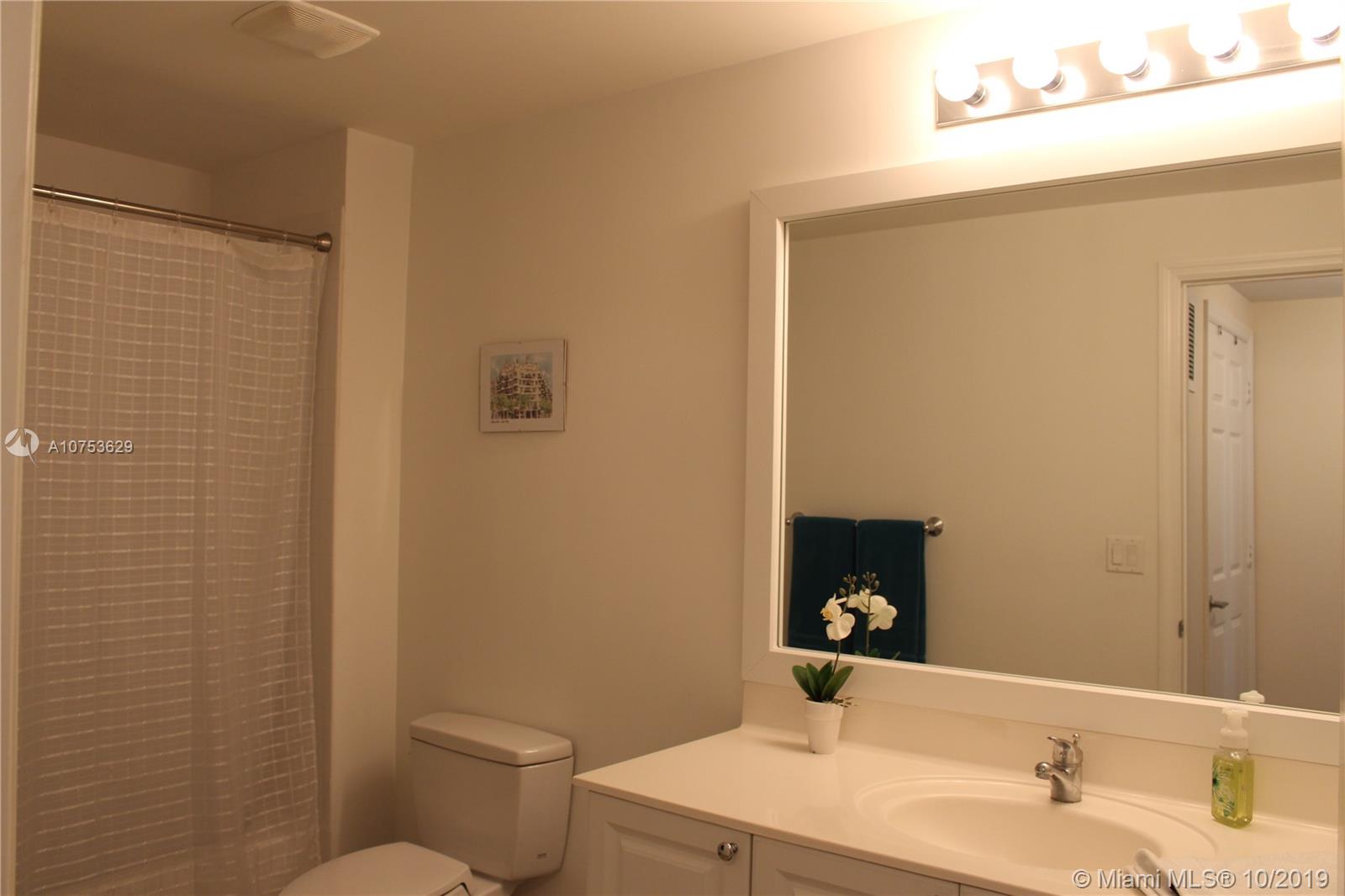 888 Douglas Road, Unit 301 Coral Gables, FL 33134 - Photo 12 of 15