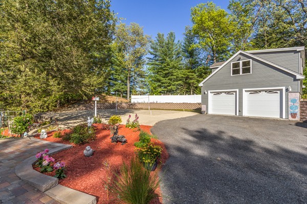 137 Flynn Road Lunenburg, MA 01462 - Photo 17 of 29 Gallery Image 17