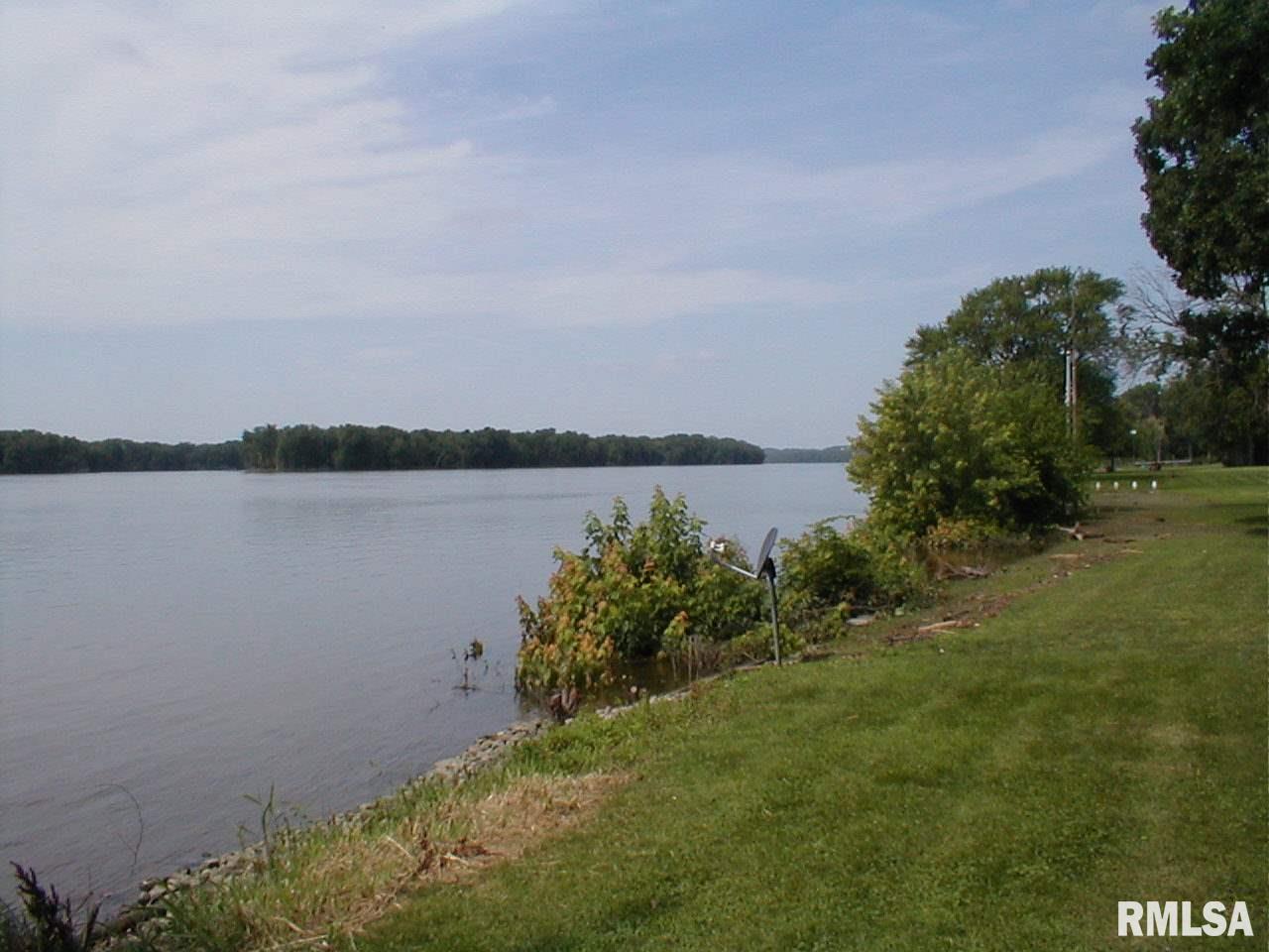 3776 Midway Beach Road Muscatine, IA 52761 - Photo 3 of 19 Gallery Image 3