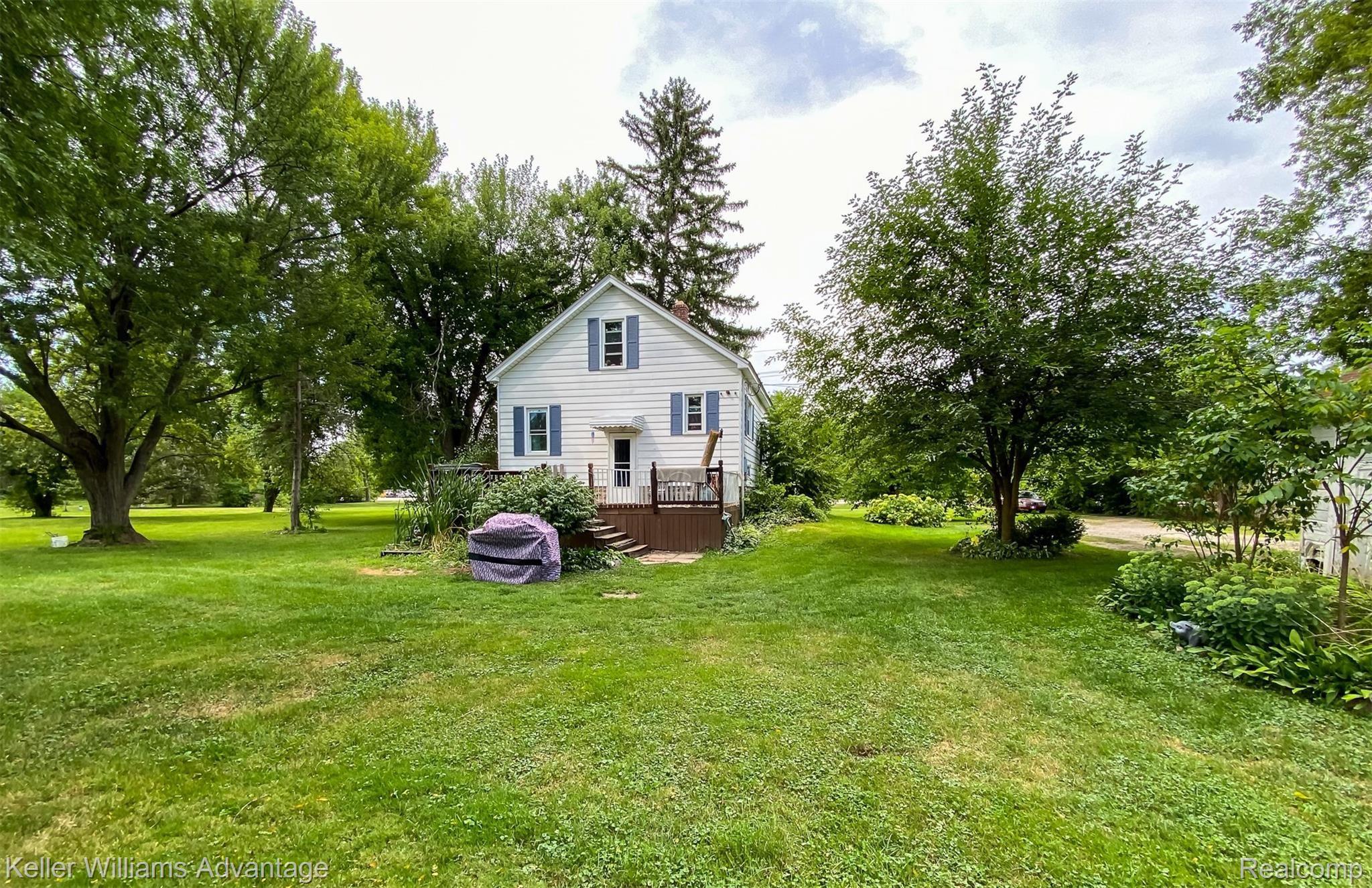 47777 Ford Road Canton, MI 48187 - Photo 21 of 28 Ford_47777_Back_01.jpg