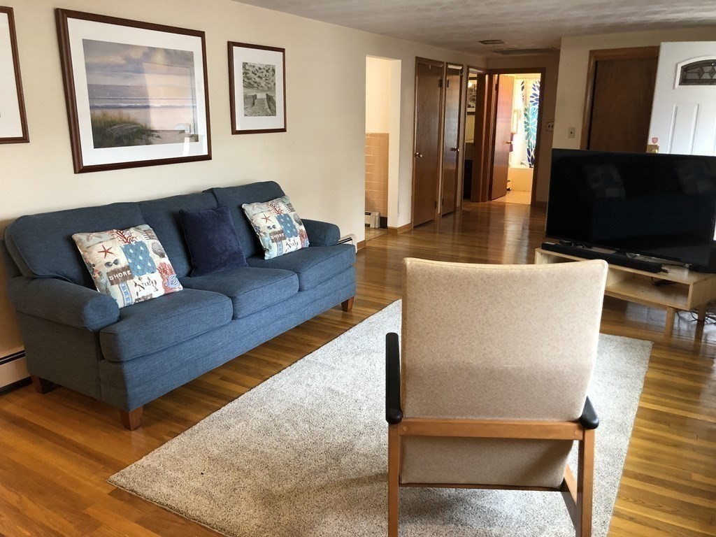 8 Danny Road Boston, MA 02136 - Photo 4 of 19 Gallery Image 4