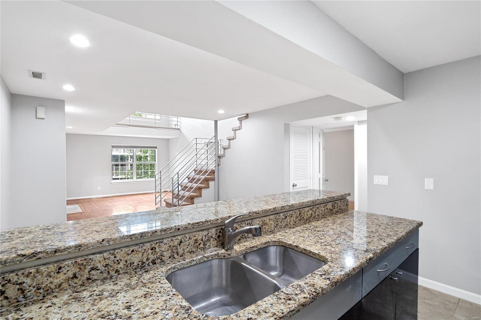 4225 West Pine Boulevard, Unit 3 St. Louis, MO 63108 - Photo 7 of 19