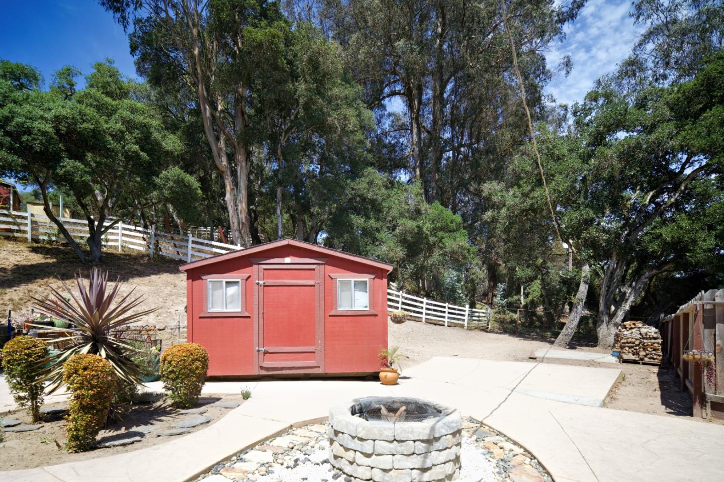 18751 Moro Road Prunedale, CA 93907 - Photo 20 of 33 Gallery Image 20