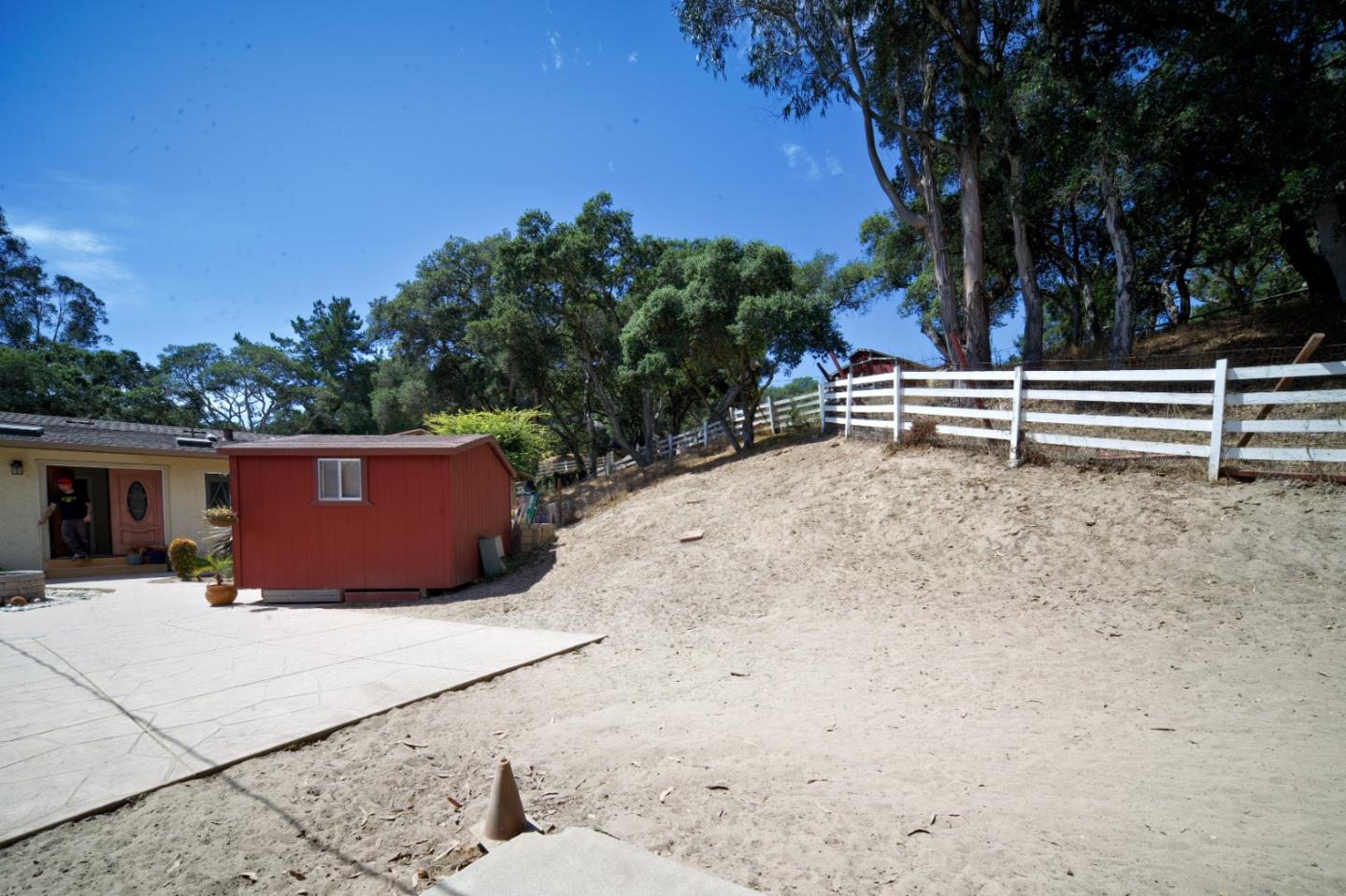 18751 Moro Road Prunedale, CA 93907 - Photo 22 of 33 Gallery Image 22