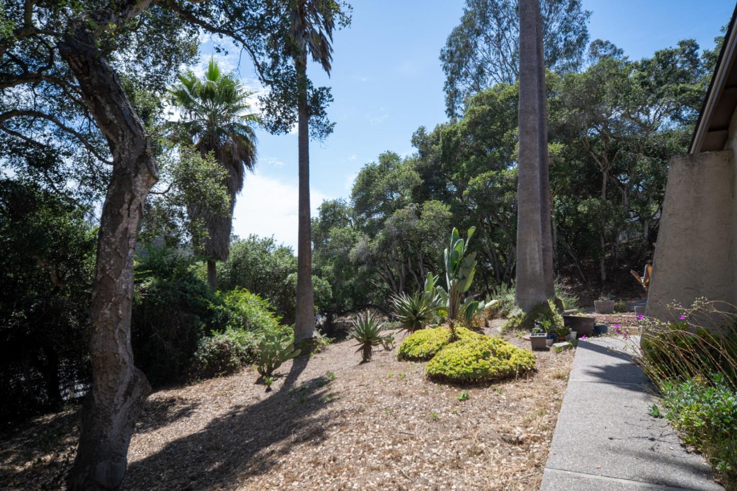 18751 Moro Road Prunedale, CA 93907 - Photo 3 of 33 Gallery Image 3