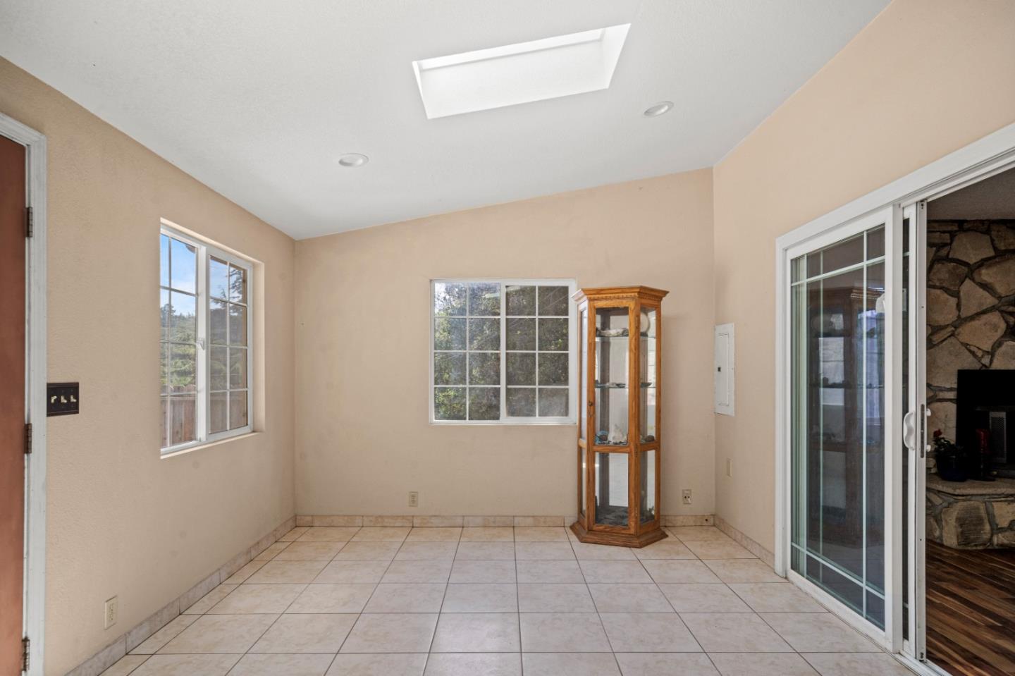 18751 Moro Road Prunedale, CA 93907 - Photo 7 of 33 Gallery Image 7