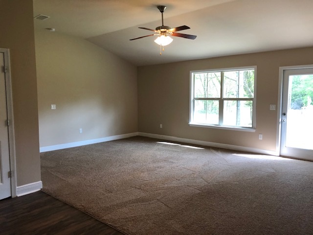 13176 Vincent Court Foley, AL 36535 - Photo 8 of 17