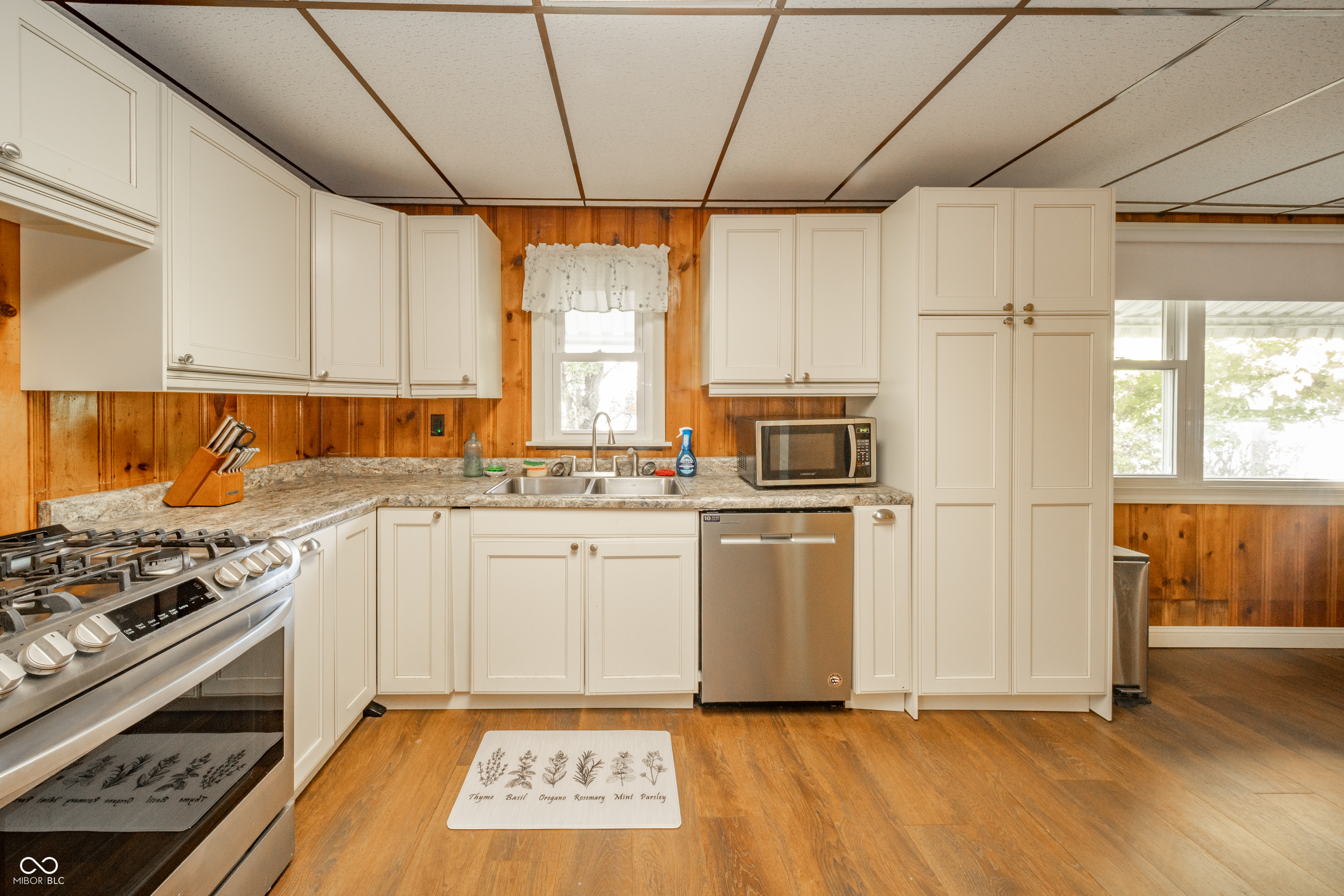 206 Main Street Sulphur Springs, IN 47356 - Photo 7 of 35