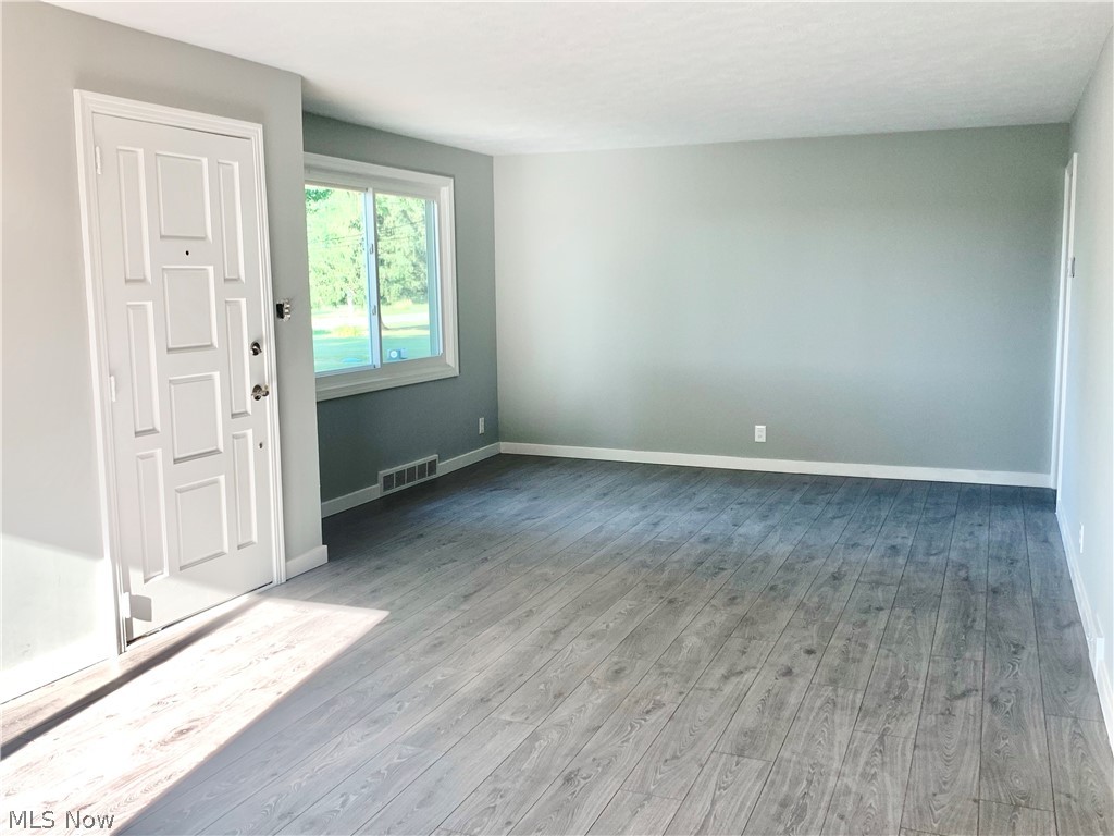 3719 Boston Road Brecksville, OH 44141 - Photo 3 of 30 Gallery Image 3