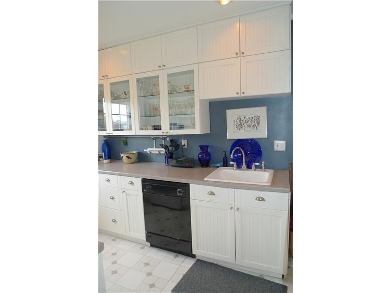 1 Ricker Park, Unit C1 Portland, ME 04101 - Photo 7 of 23 Kitchen.