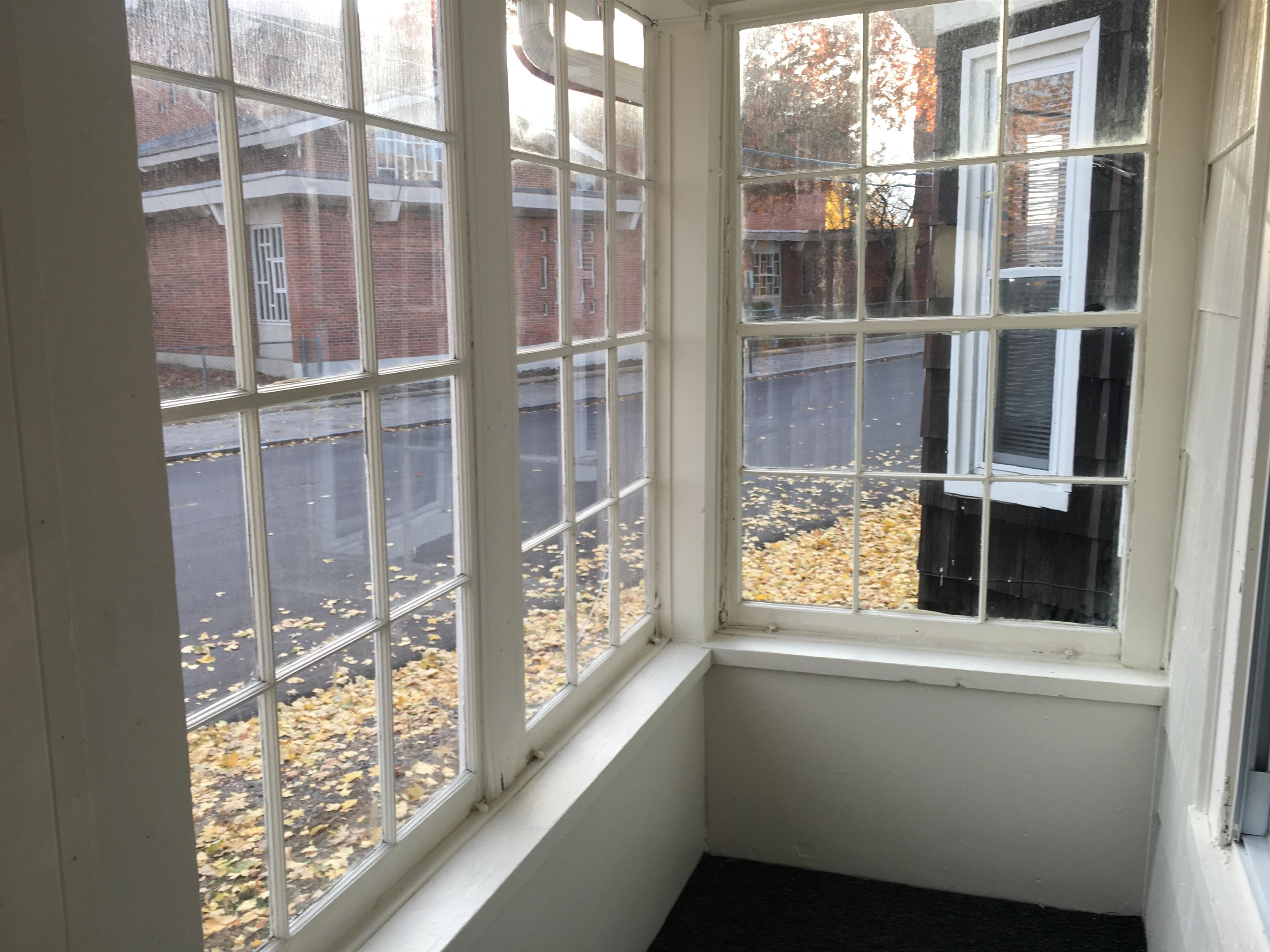 77 Ferry Street, Unit 1W Manchester, NH 03102 - Photo 5 of 40