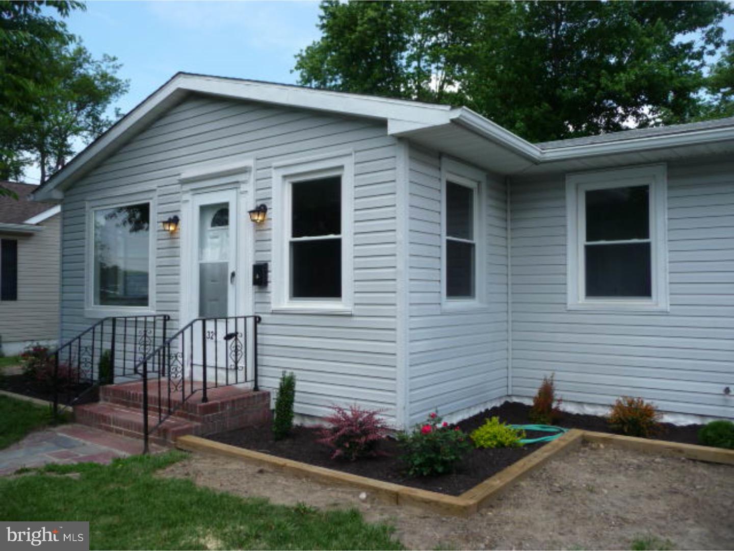 321 Georgetown Road Carneys Point, NJ 08069 - Photo 3 of 17