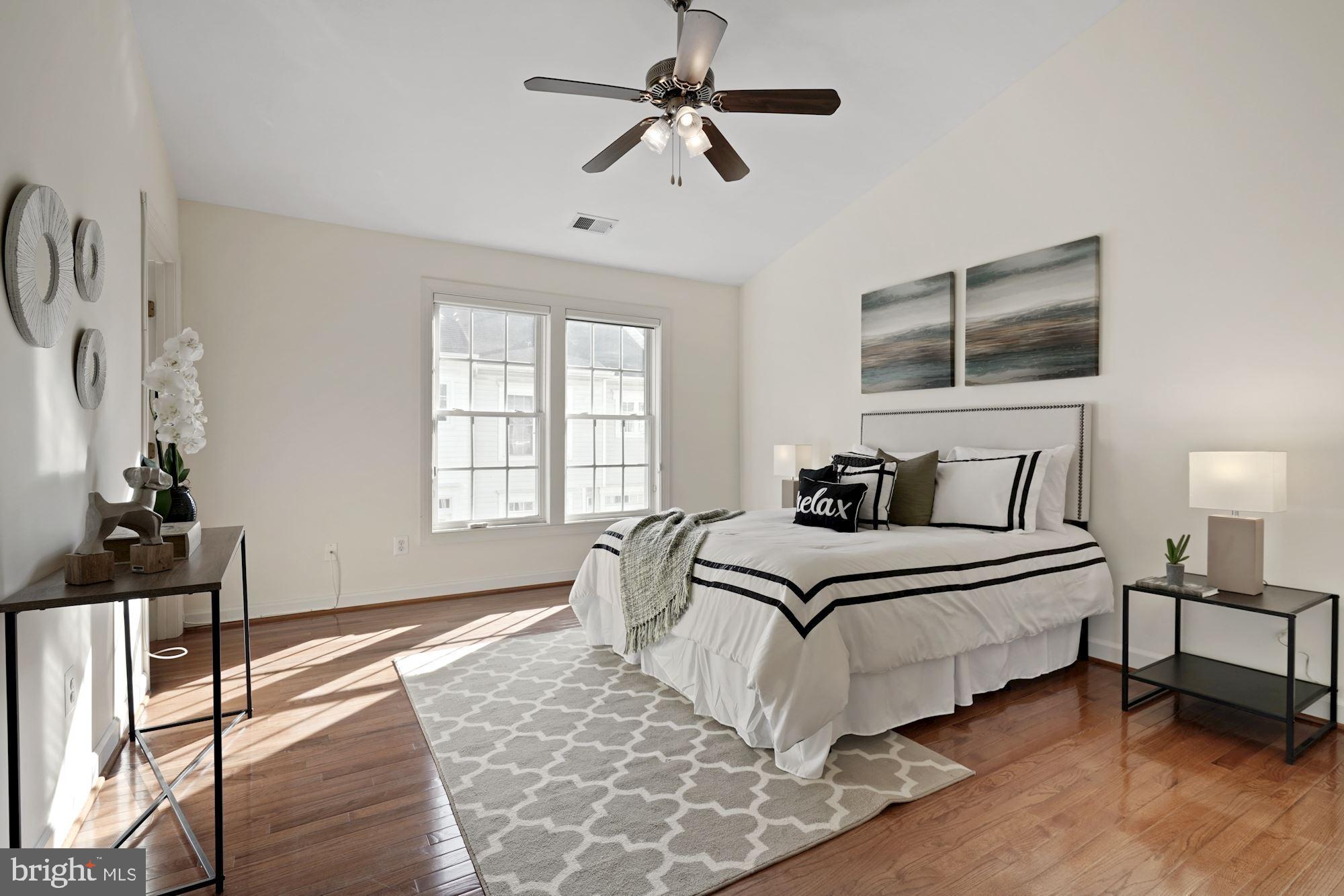 5817 Summers Grove Road Alexandria, VA 22304 - Photo 3 of 34