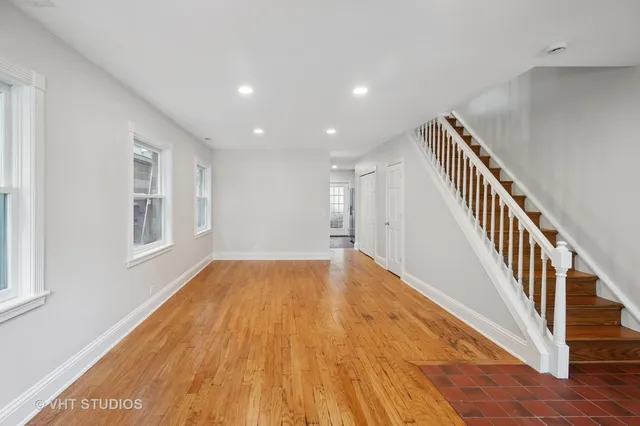 $560,000 | 4721 South Woodlawn Avenue, Unit E, Chicago, IL 60615