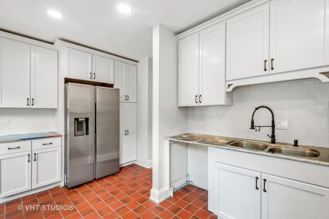$560,000 | 4721 South Woodlawn Avenue, Unit E, Chicago, IL 60615
