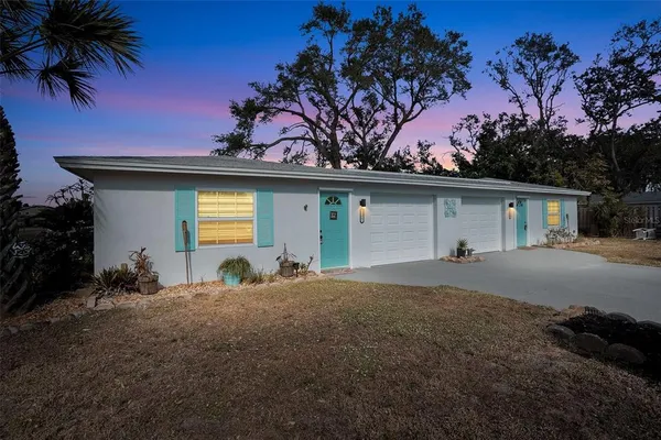 $800,000 | 2227 Montclair Drive, Unit 1&2, Sarasota, FL 34231