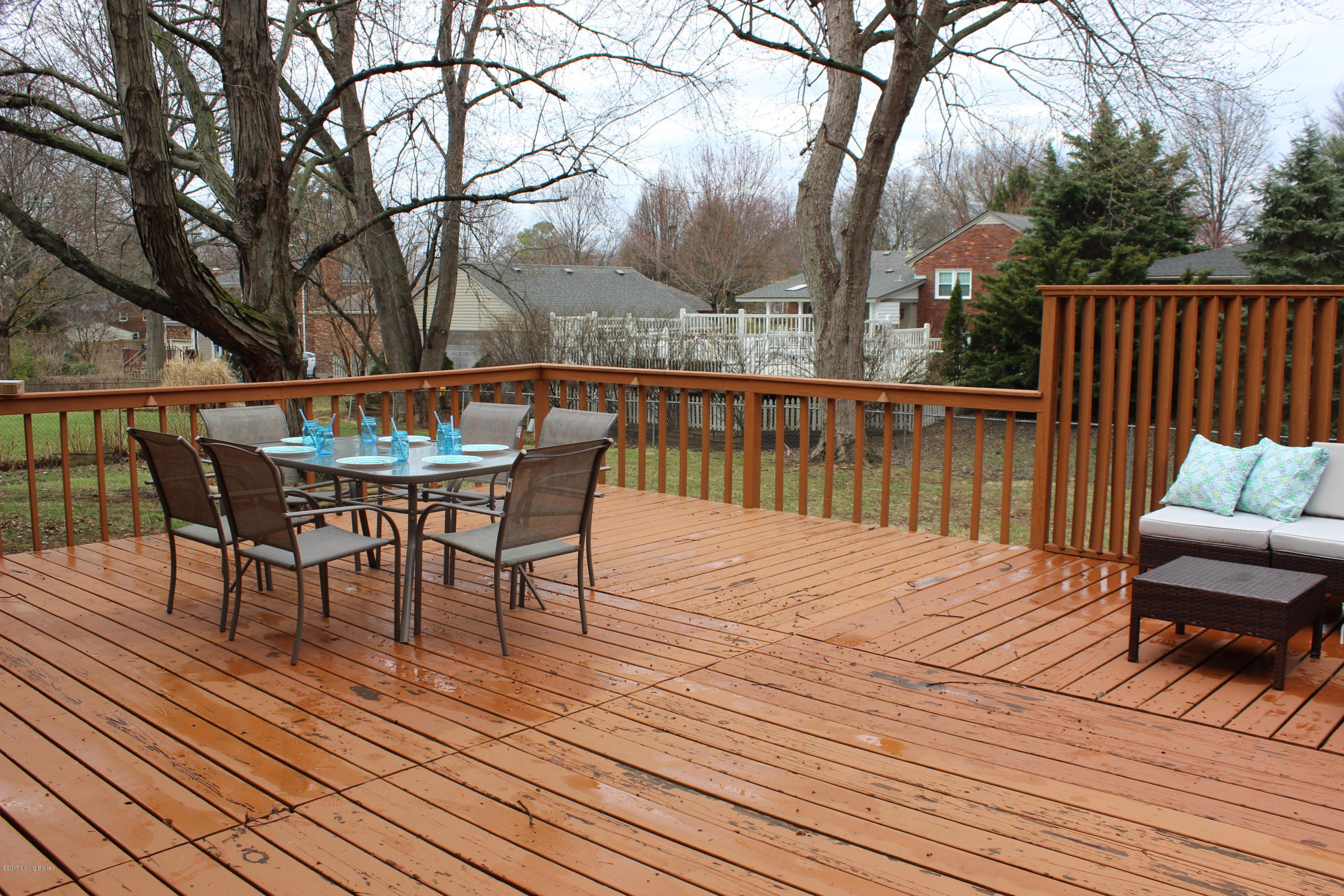 8931 La Costa Road Louisville, KY 40299 - Photo 10 of 13 Deck