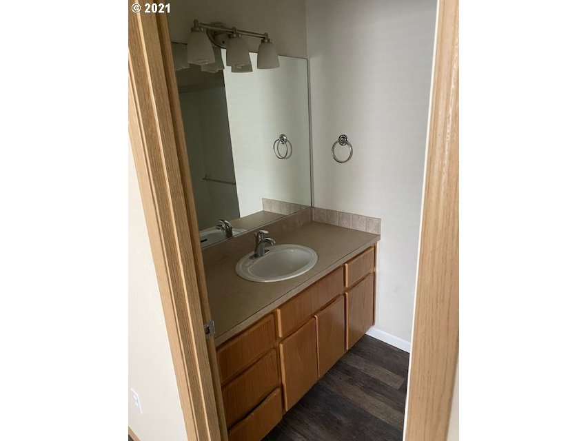 904 Southeast Rasmussen Boulevard Battle Ground, WA 98604 - Photo 17 of 20 Gallery Image 17