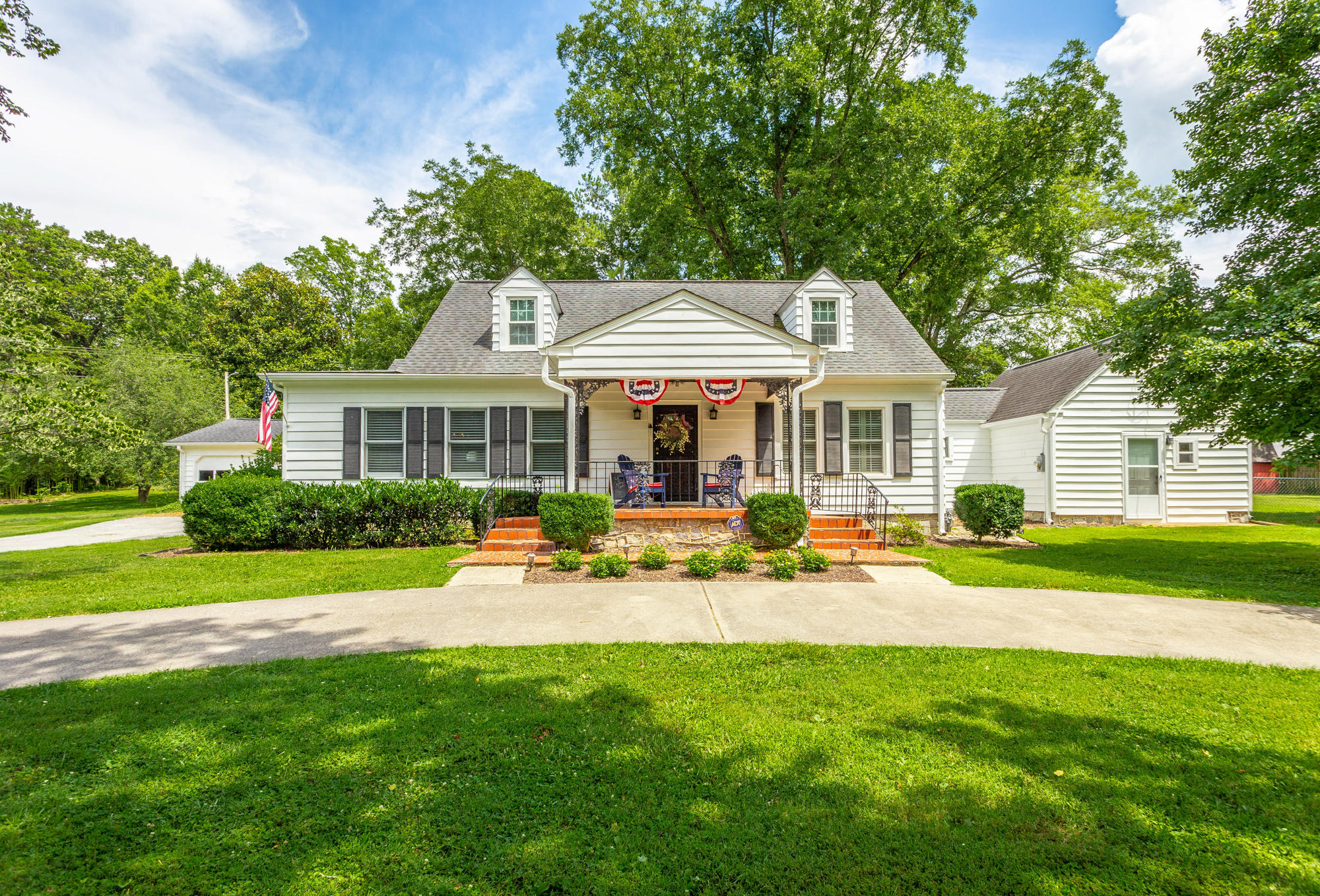 1139 Dietz Road Ringgold, GA 30736 - Photo 1 of 66 Front of home