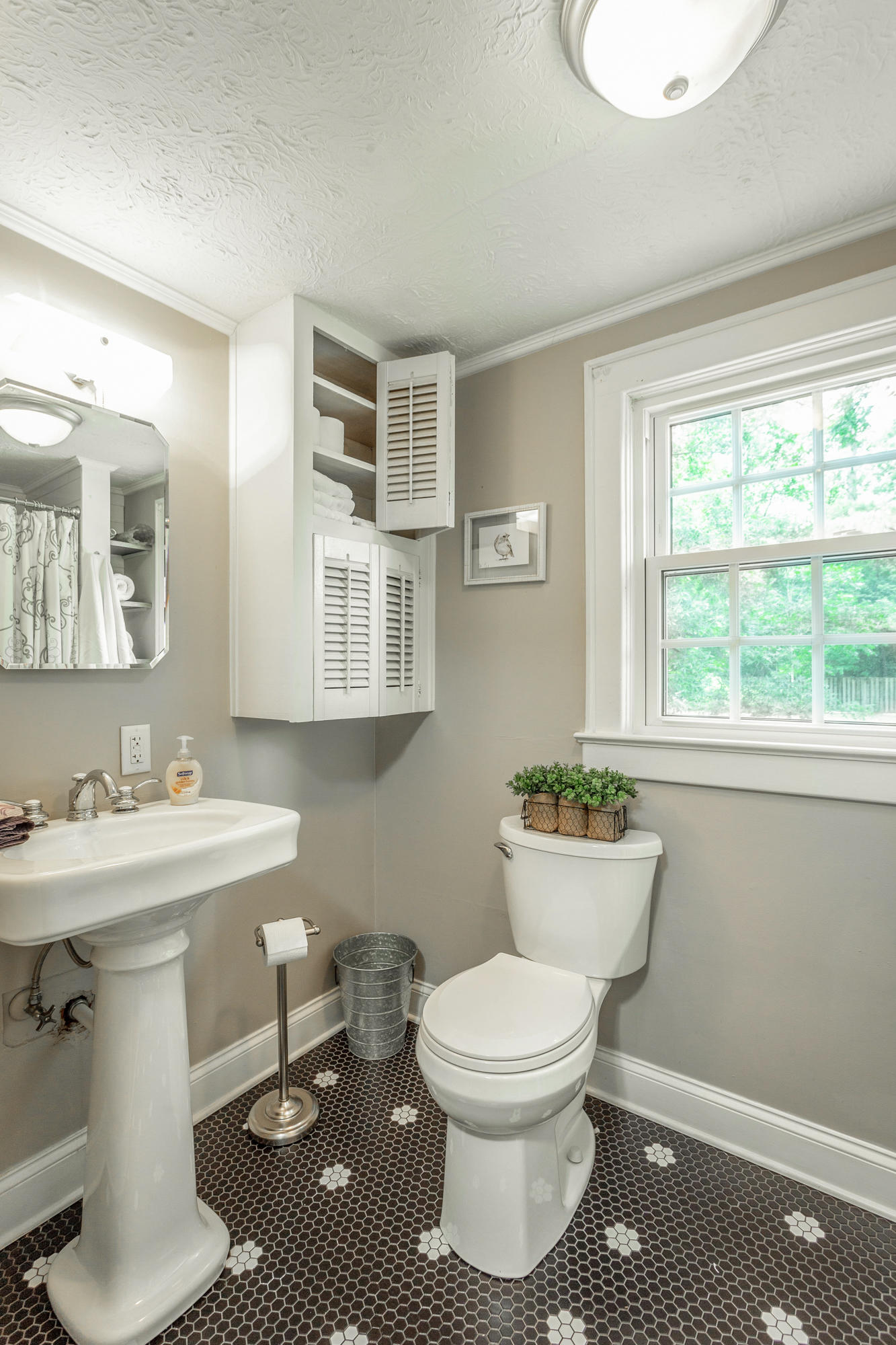 1139 Dietz Road Ringgold, GA 30736 - Photo 32 of 66 Bathroom 2