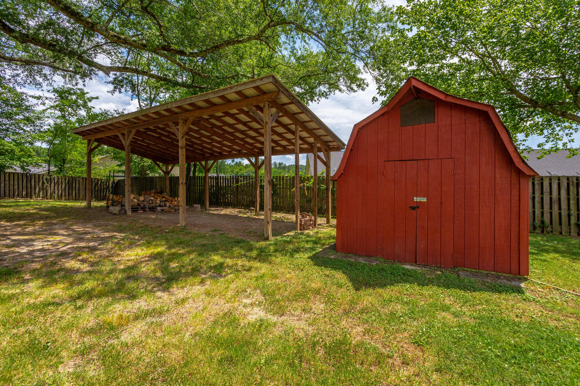 1139 Dietz Road Ringgold, GA 30736 - Photo 42 of 66 Barn/shed