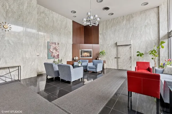 $395,000 | 6145 North Sheridan Road, Unit 28D, Chicago, IL 60660