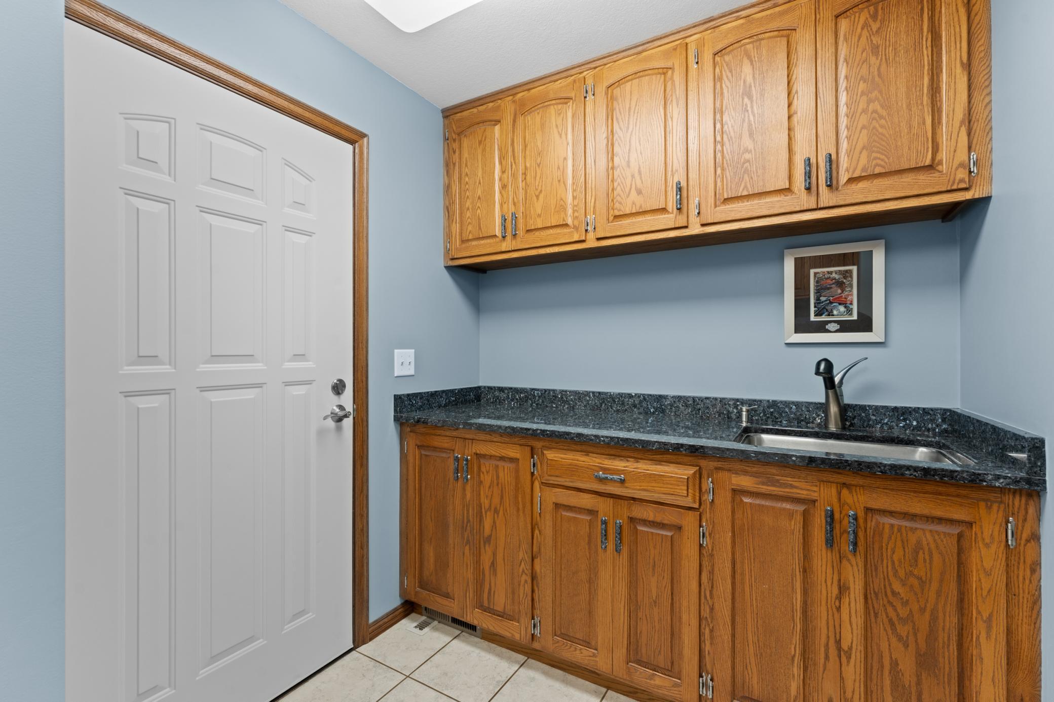 1635 Chippewa Drive Northwest Rochester, MN 55901 - Photo 37 of 81