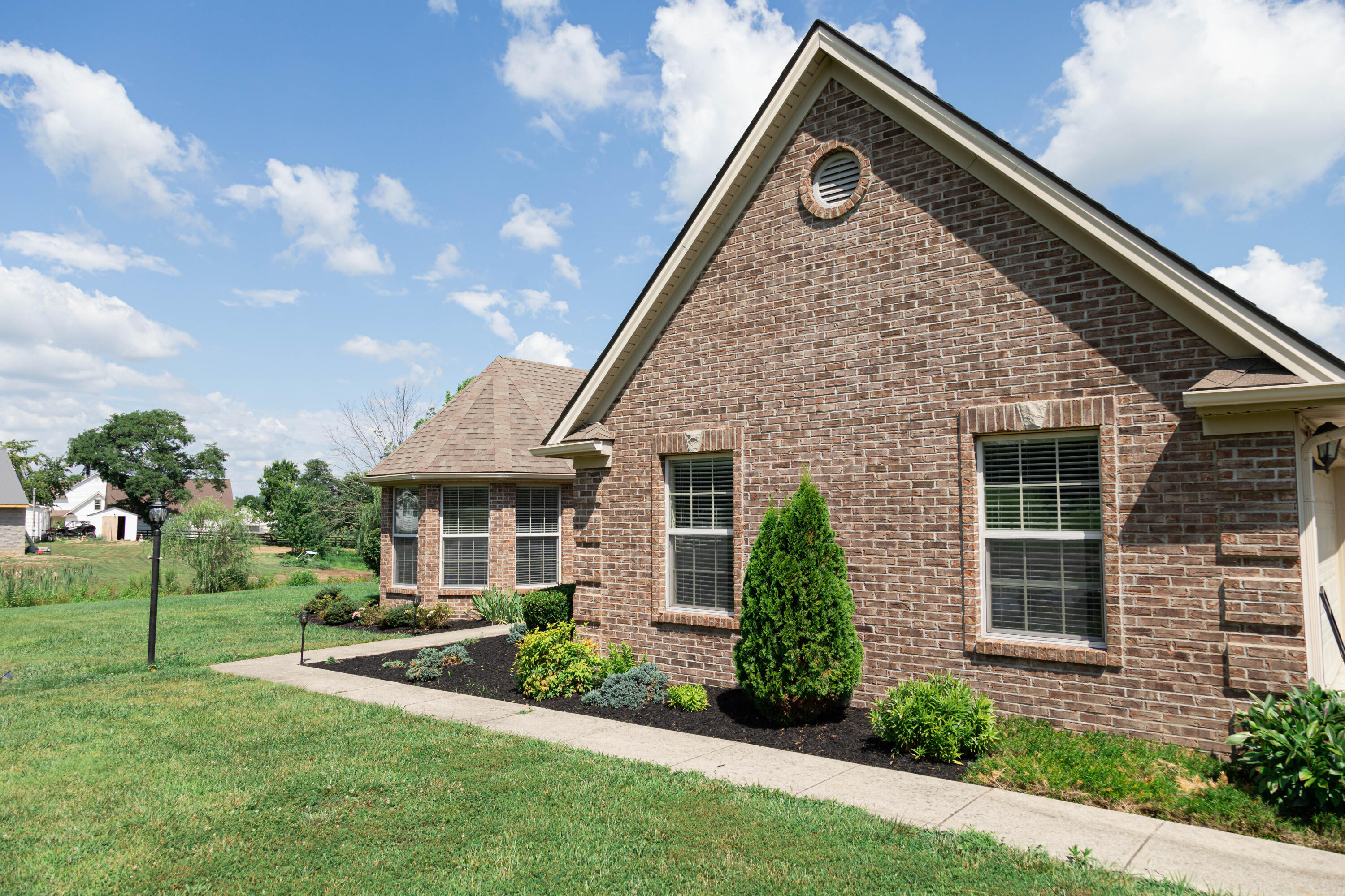 7355 Cartersville Road Berea, KY 40403 - Photo 2 of 32 3E2A5129
