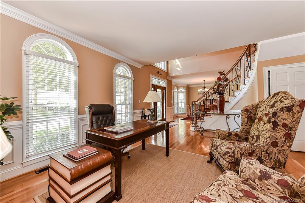 1621 Windy Ridge Road Charlotte, NC 28270 - Photo 4 of 24 a living room with furniture and a window