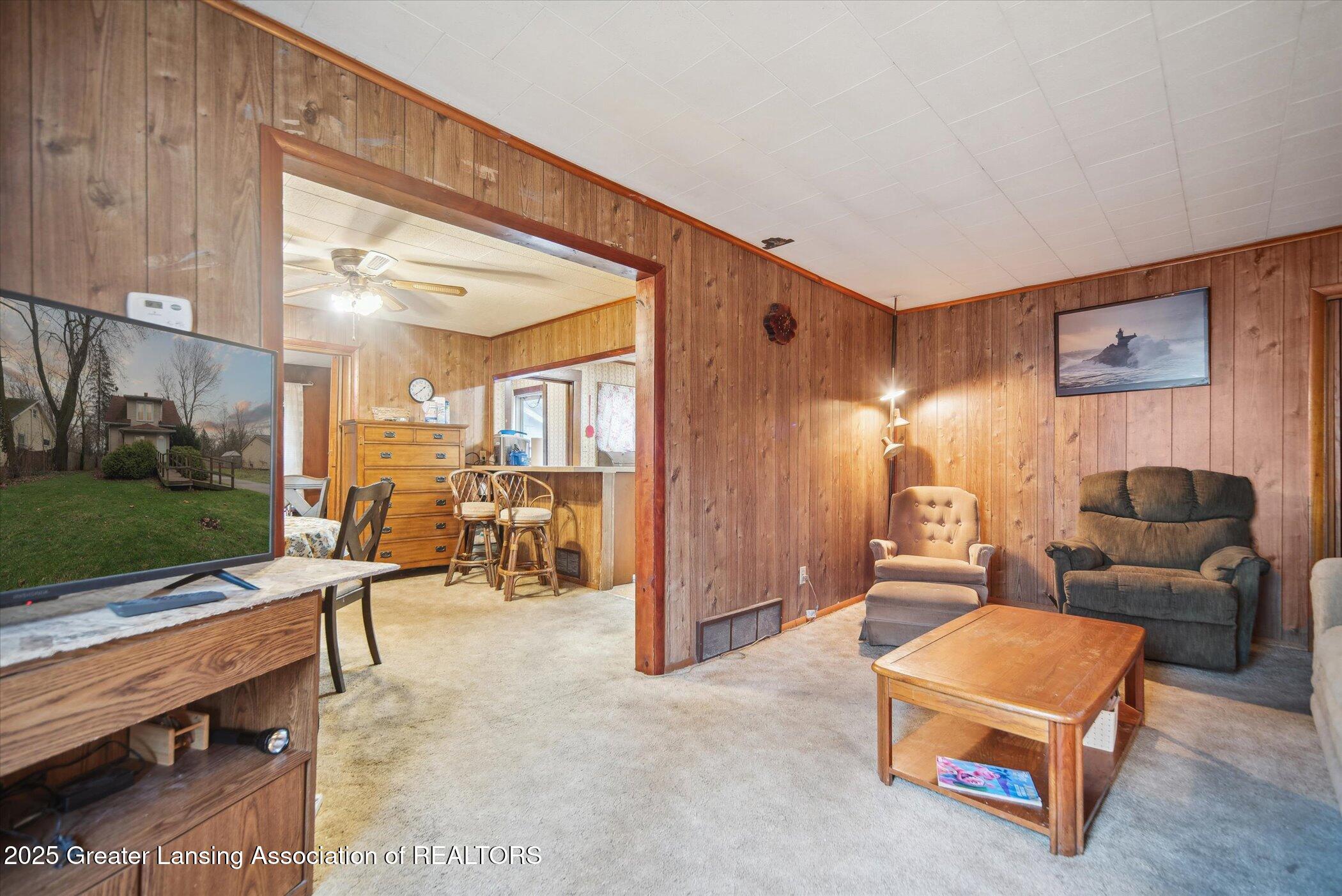 6339 Rosedale Road Lansing, MI 48911 - Photo 5 of 30 07-6339-Rosedale-Rd-Lansing-MI-48911-Win